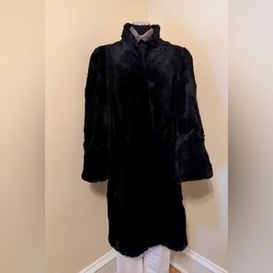 Elegant Black Real Fur Coat